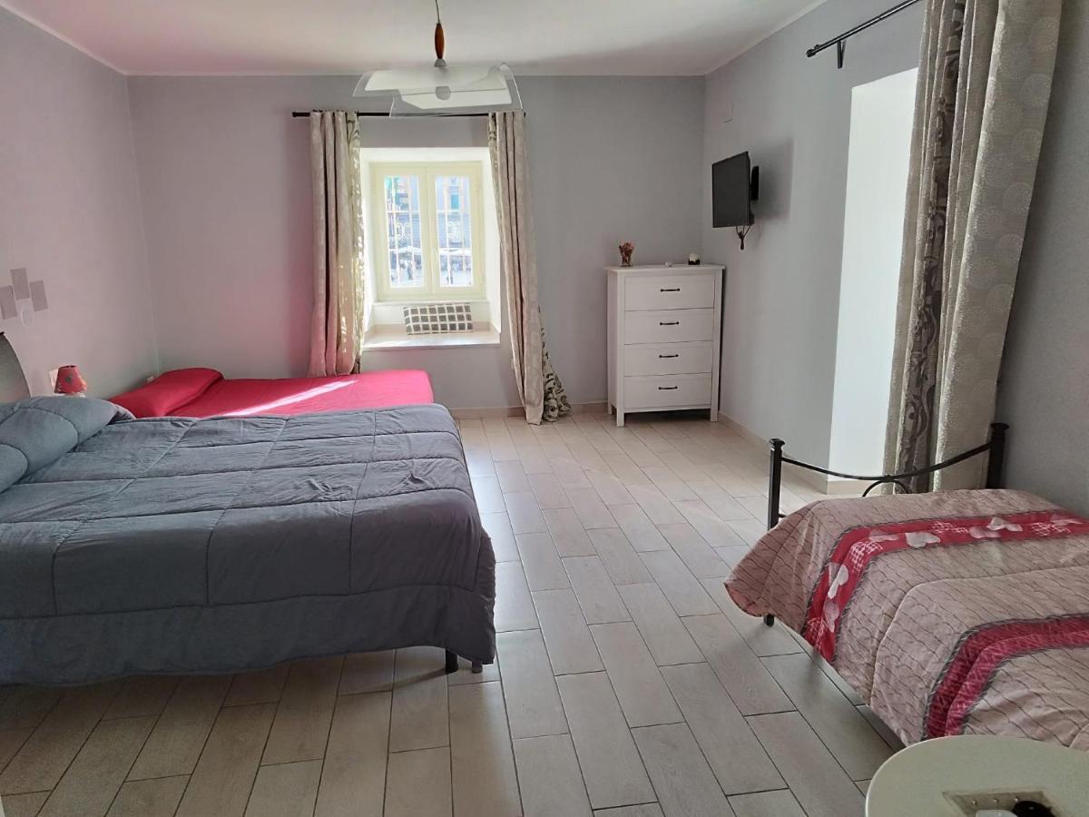 Piazza Dante 22 Apartment Napoli Dış mekan fotoğraf